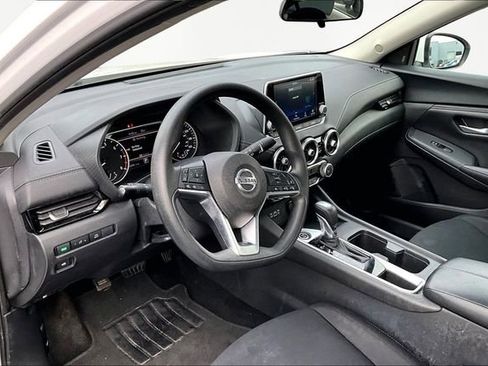 Used 2023 Nissan Sentra SV image 12