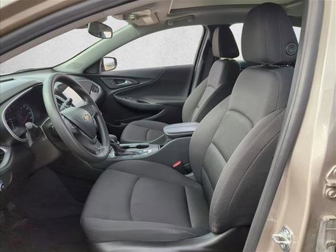 Used 2024 Chevrolet Malibu LT image 15