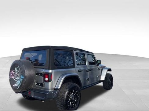 Used 2018 Jeep Wrangler Unlimited Rubicon image 5