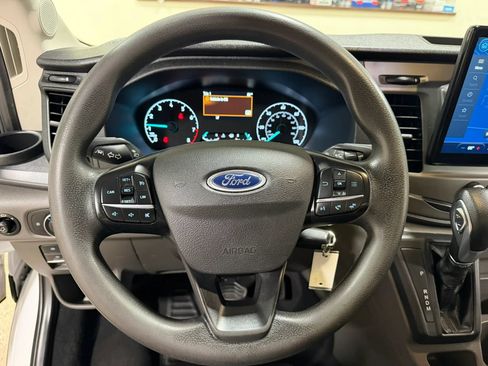 Used 2022 Ford Transit 350 XLT RWD image 34