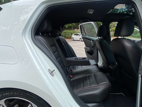 Used 2016 Volkswagen GTI SE w/ Lighting Package (SEL) FWD image 48