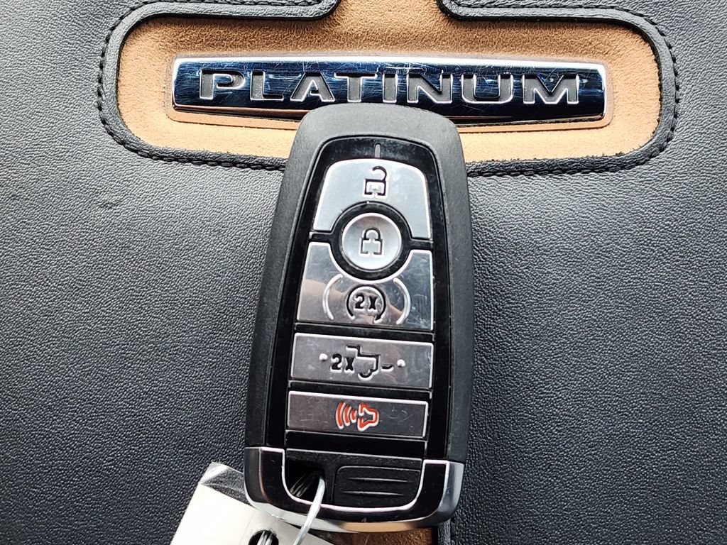 Used 2024 Ford F250 Platinum AWD/4WD image 44