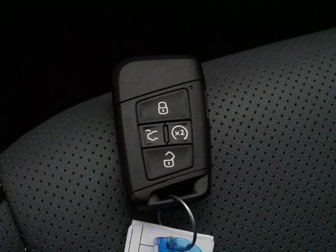 Certified 2026 Volkswagen Jetta SEL FWD image 33
