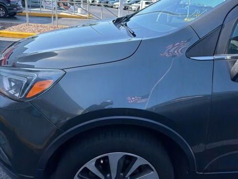 Used 2018 Buick Encore Essence AWD/4WD image 3