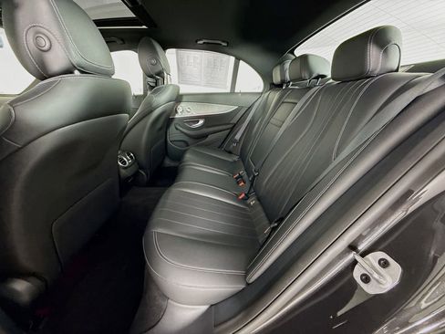 Used 2021 Mercedes-Benz E 350 4MATIC Sedan image 26