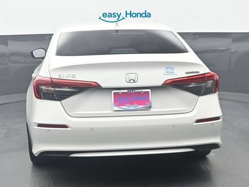 Used 2024 Honda Civic Touring image 6