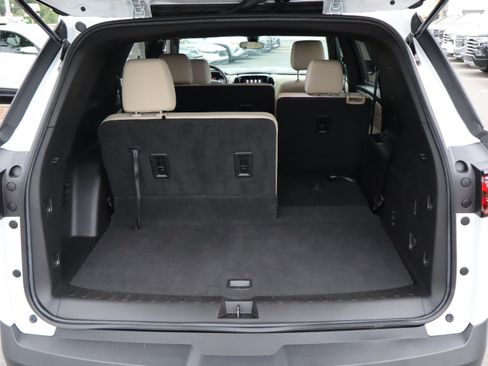 Used 2023 Chevrolet Traverse LS w/ Safety Package FWD image 34
