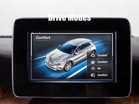 Used 2016 Mercedes-Benz GLA 250 4MATIC image 26