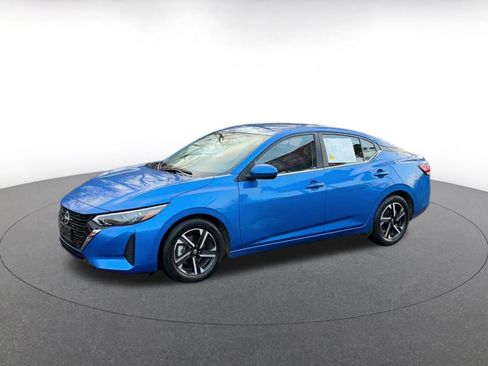 Used 2025 Nissan Sentra SV image 8