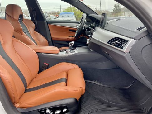 Used 2023 BMW M5 w/ Competition Package image 15