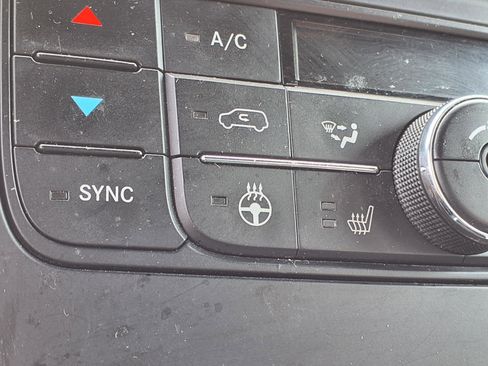 Used 2019 Dodge Grand Caravan GT FWD image 10