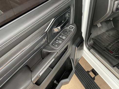 Used 2022 RAM 3500 Limited image 15