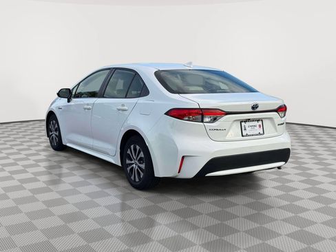 Used 2021 Toyota Corolla LE FWD image 5
