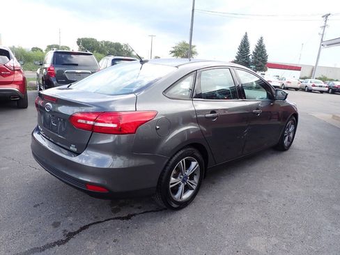 Used 2016 Ford Focus SE FWD image 6