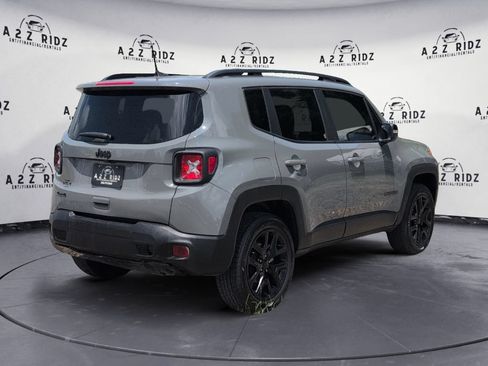 Used 2022 Jeep Renegade Altitude w/ Convenience Group AWD/4WD image 6