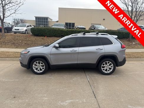 Used 2014 Jeep Cherokee Latitude w/ Comfort/Convenience Group image 6