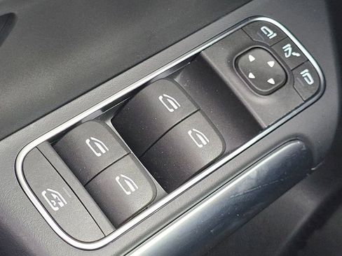 Certified 2026 Mercedes-Benz GLA 250 4MATIC image 27