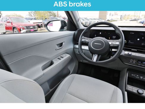 Certified 2024 Hyundai Kona SEL w/ Convenience Package image 10