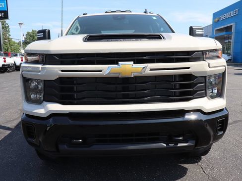 New 2026 Chevrolet Silverado 2500 Custom w/ Custom Convenience Package AWD/4WD image 28