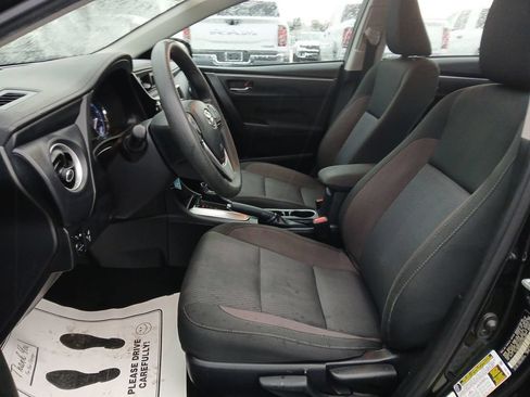 Used 2019 Toyota Corolla LE FWD image 10