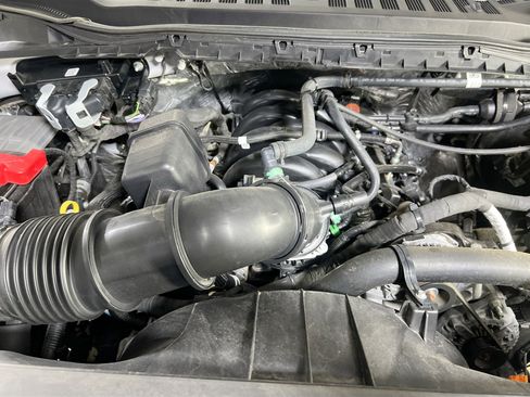 Used 2024 Ford F250 XL w/ Snow Plow Prep Package image 25