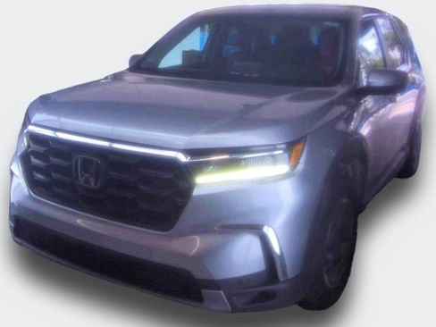 Used 2023 Honda Pilot EX-L image 9