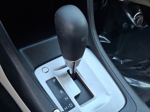 Used 2014 Subaru Crosstrek 2.0i Premium image 16