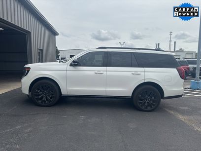 Used 2025 Ford Expedition Platinum w/ Stealth Appearance Package