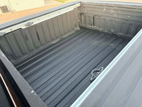 Used 2015 RAM 1500 Laramie w/ Convenience Group image 11