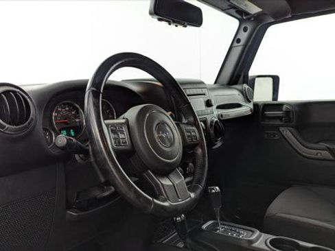 Used 2018 Jeep Wrangler Unlimited Sport S AWD/4WD image 23