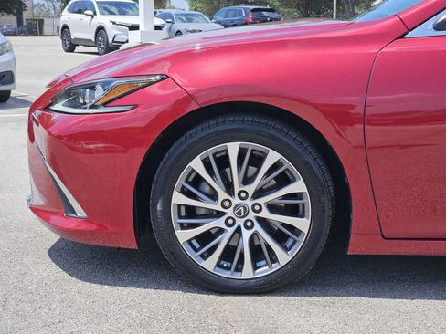 Used 2019 Lexus ES 350 w/ Premium Package FWD image 8