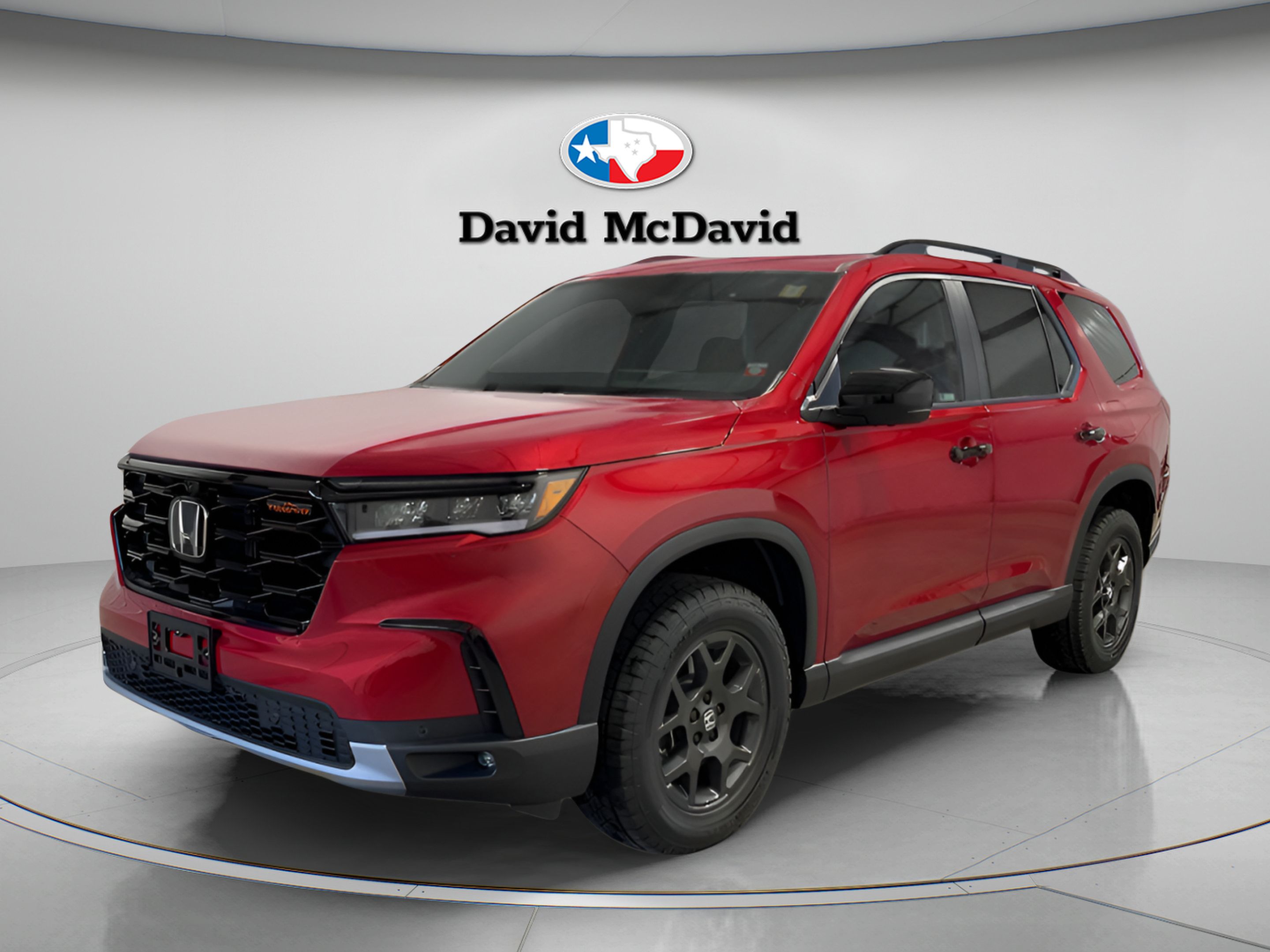 Used 2025 Honda Pilot TrailSport image 1