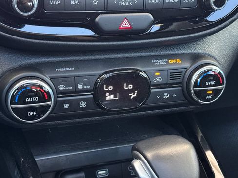 Used 2023 Kia Soul EX FWD image 22