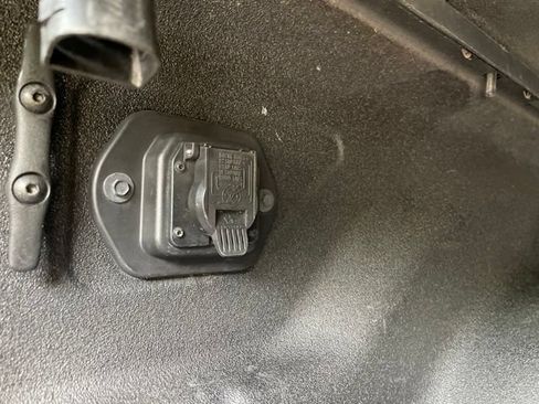 Used 2019 RAM 3500 Limited AWD/4WD image 9
