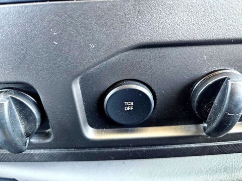 Used 2014 Ford E-350 and Econoline 350 Extended Super Duty w/ Power Group image 44