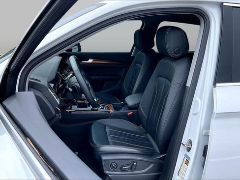 Used 2023 Audi Q5 2.0T Premium w/ Convenience Package AWD/4WD image 15