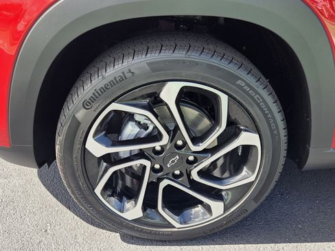 New 2026 Chevrolet Trax RS w/ Driver Confidence Package FWD image 4