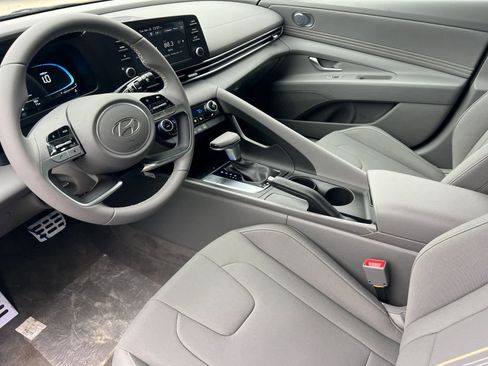 New 2026 Hyundai Elantra Sport image 12