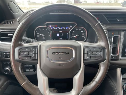 Used 2021 GMC Yukon Denali w/ Denali Ultimate Package image 14