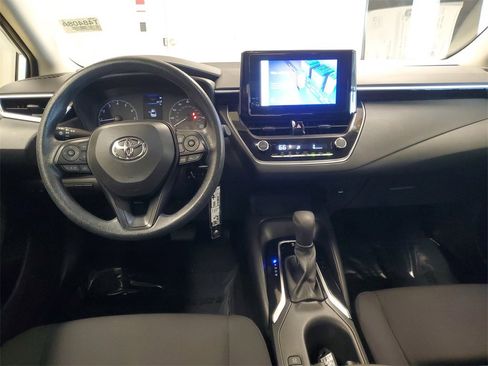 Used 2023 Toyota Corolla LE image 10