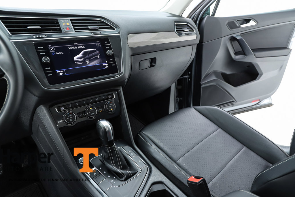 Used 2021 Volkswagen Tiguan SE FWD image 60