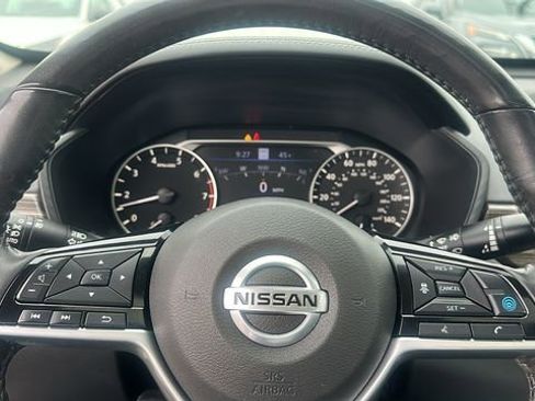 Used 2021 Nissan Altima 2.5 Platinum image 16