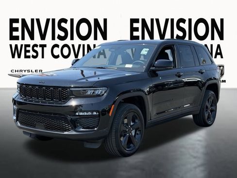 New 2025 Jeep Grand Cherokee Limited w/ Black Appearance Package image 4