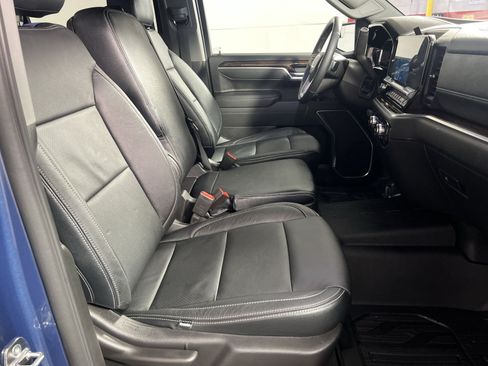 Used 2026 GMC Sierra 1500 Elevation w/ Elevation Select Package AWD/4WD image 28