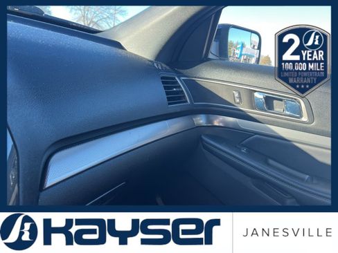 Used 2018 Ford Explorer XLT w/ Equipment Group 202A image 19