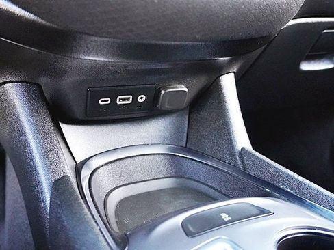 Used 2023 Chevrolet Malibu LT w/ Sport Edition image 27