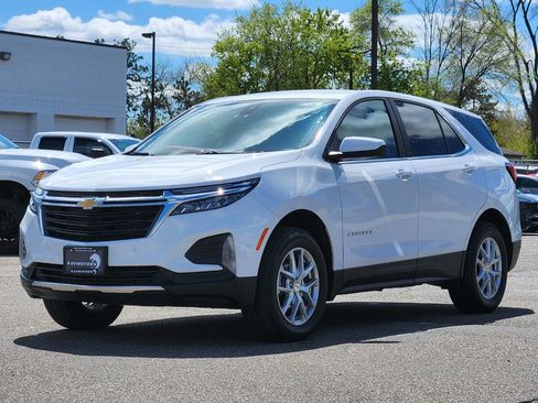Used 2024 Chevrolet Equinox LT AWD/4WD image 7