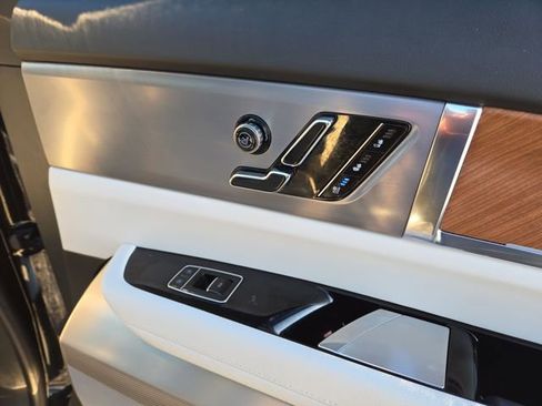 New 2026 Cadillac Vistiq Luxury image 42