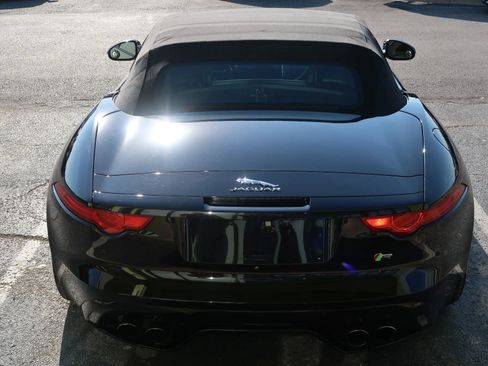 Used 2016 Jaguar F-TYPE R image 11