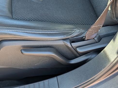 Used 2017 Jeep Compass Latitude image 19